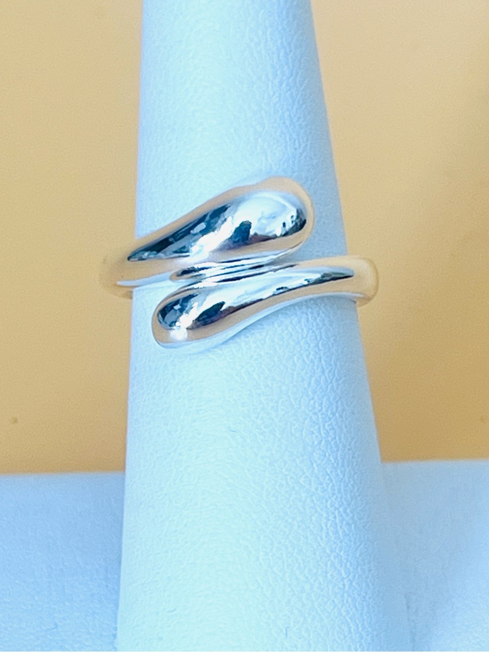 Solid tear drop wrap.925 Silver Thumb Ring adjustable size